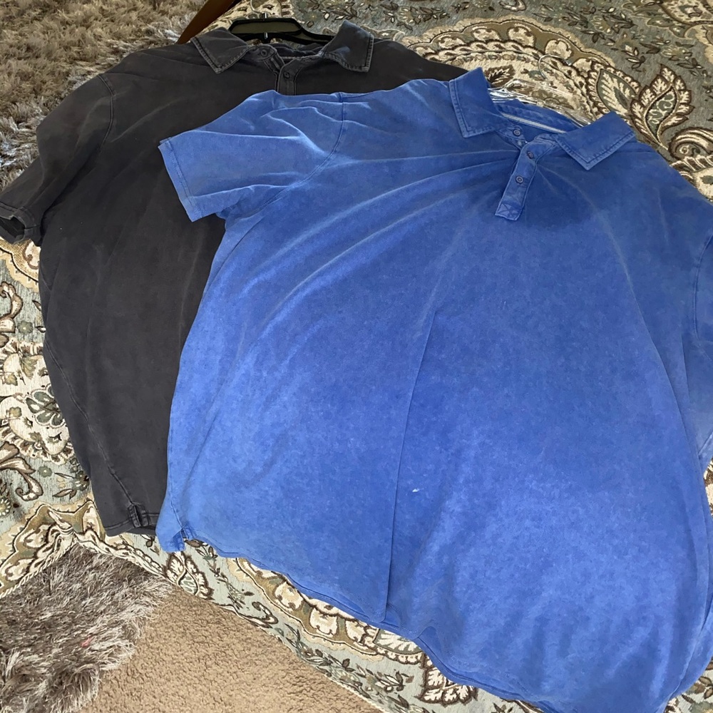 Set of Roundtree and Yorke Polos